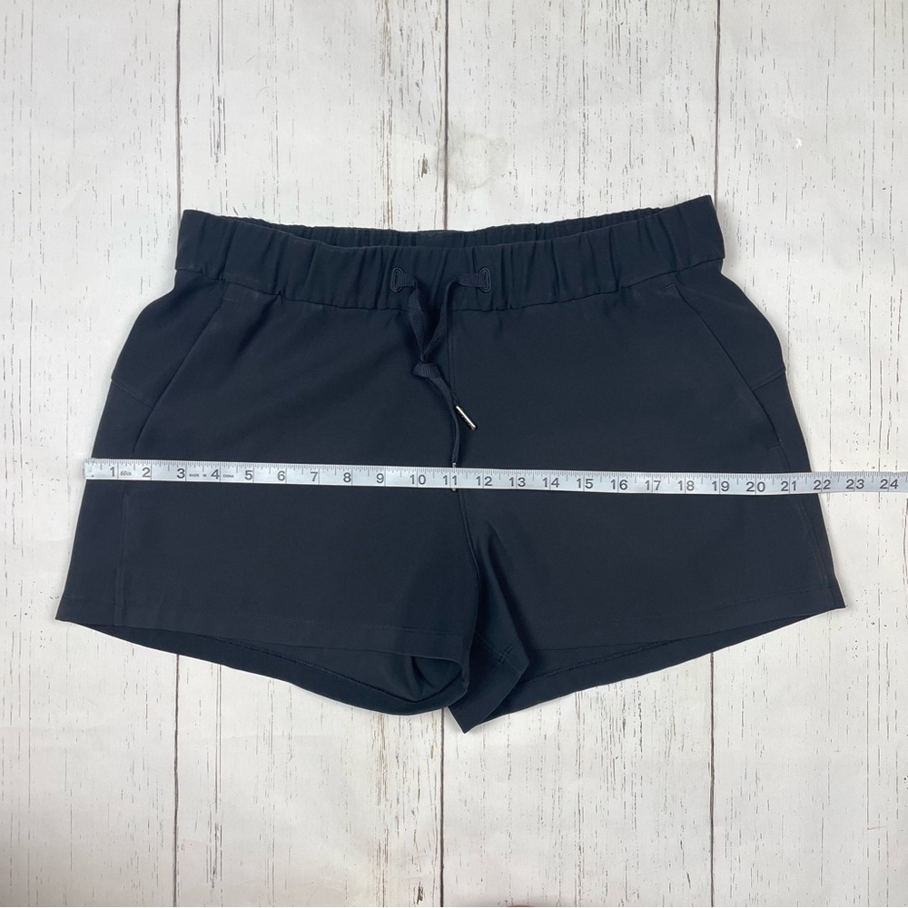 Lululemon On The Fly Short *Woven, *2.5” - Picture 5 of 10
